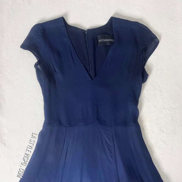 Reformation Silk Dress V Neck Blue Navy Size Medium - Picture 6 of 7